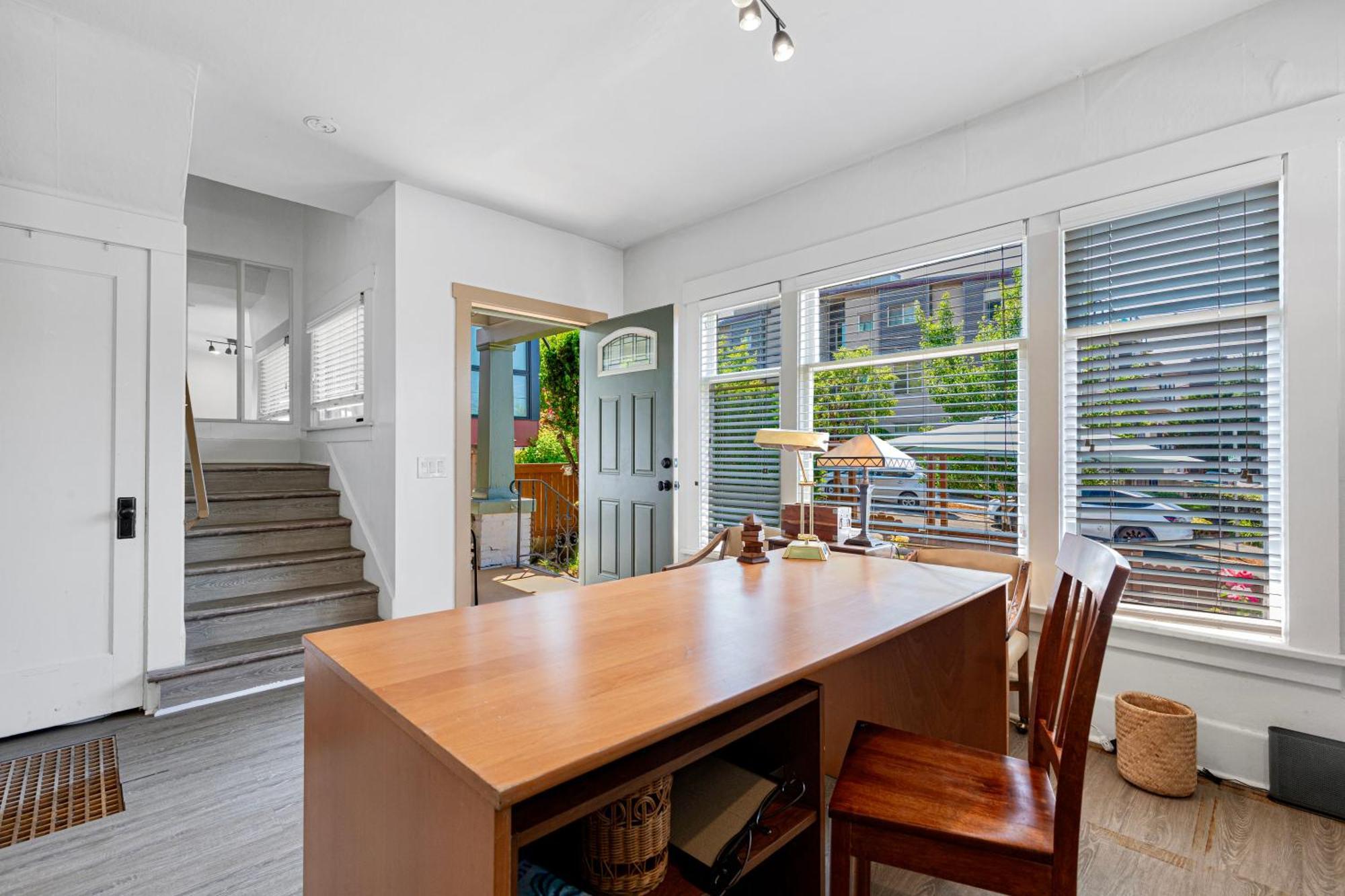 Vintage 3 Bedroom Home In Prime Eastlake Seattle With Private Parking المظهر الخارجي الصورة